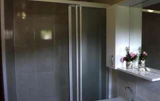 Отель Hotel Amrita Сухум Просторный двухместный номер с 2 отдельными кроватями-6